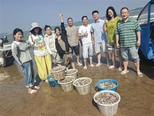 Mid -Vwayaj lapèch otòn sou kòt Wenzhou pote rekòt abondan